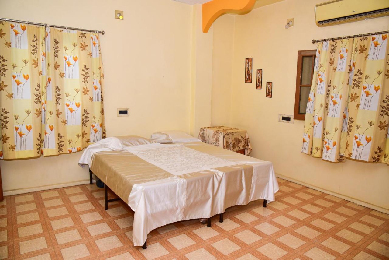 Perfect Homestay Ujjain Extérieur photo